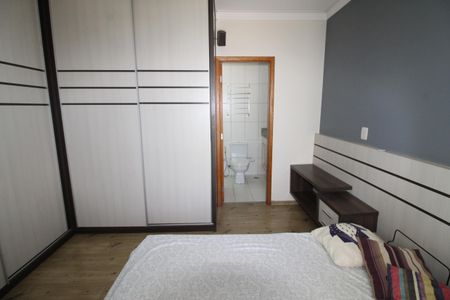 Apartamento para alugar com 107m², 3 quartos e 2 vagasSuíte