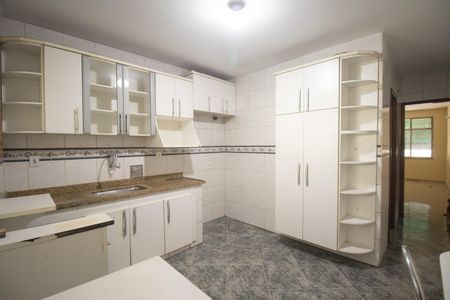 Apartamento para alugar com 150m², 3 quartos e sem vaga Apartamento para alugar com 150m², 3 quartos e sem vagaCozinha