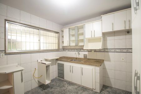 Apartamento para alugar com 150m², 3 quartos e sem vaga Apartamento para alugar com 150m², 3 quartos e sem vagaCozinha