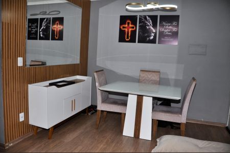 Apartamento à venda com 61m², 2 quartos e 1 vagaSala