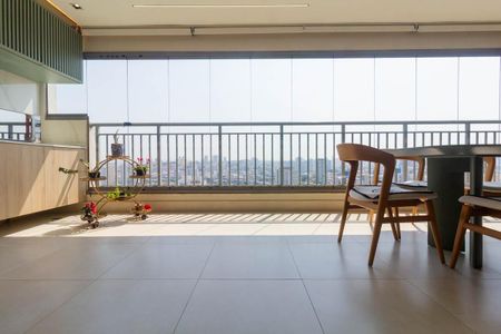 Apartamento à venda com 114m², 3 quartos e 2 vagasVaranda