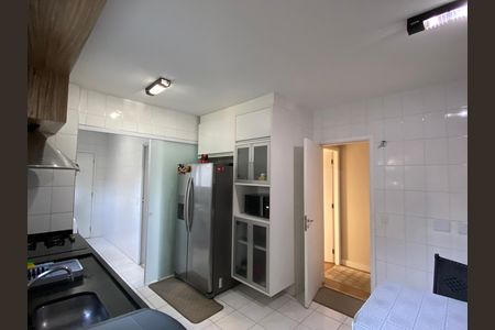 Apartamento à venda com 143m², 3 quartos e 3 vagas Apartamento à venda com 143m², 3 quartos e 3 vagasCozinha - Área de Serviço