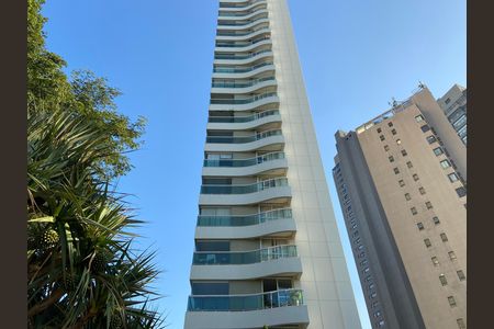 Apartamento à venda com 143m², 3 quartos e 3 vagas Apartamento à venda com 143m², 3 quartos e 3 vagasFachada do bloco