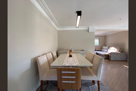 Apartamento à venda com 143m², 3 quartos e 3 vagas Apartamento à venda com 143m², 3 quartos e 3 vagasSala