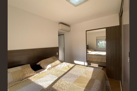 Apartamento à venda com 143m², 3 quartos e 3 vagas Apartamento à venda com 143m², 3 quartos e 3 vagasSuíte 3