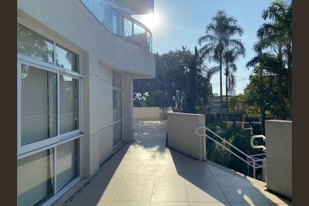 Apartamento à venda com 143m², 3 quartos e 3 vagas Apartamento à venda com 143m², 3 quartos e 3 vagasÁrea externa