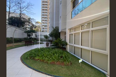 Apartamento à venda com 143m², 3 quartos e 3 vagas Apartamento à venda com 143m², 3 quartos e 3 vagasÁrea externa