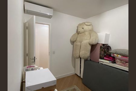 Apartamento à venda com 143m², 3 quartos e 3 vagas Apartamento à venda com 143m², 3 quartos e 3 vagasSuíte 2