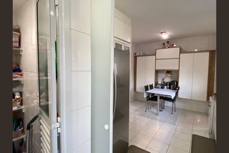 Cozinha - Dispensa de apartamento à venda com 3 quartos, 143m² em Vila Yara, Osasco