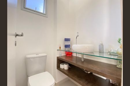 Apartamento à venda com 143m², 3 quartos e 3 vagas Apartamento à venda com 143m², 3 quartos e 3 vagasLavabo