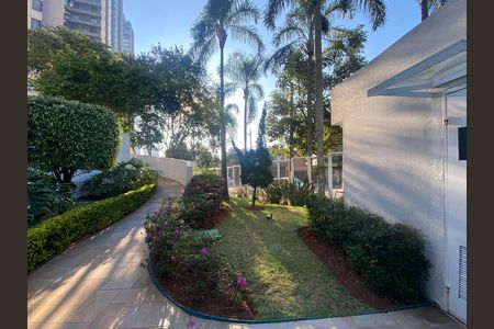 Apartamento à venda com 143m², 3 quartos e 3 vagas Apartamento à venda com 143m², 3 quartos e 3 vagasÁrea externa