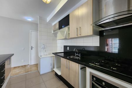 Apartamento à venda com 102m², 3 quartos e 2 vagasCozinha 