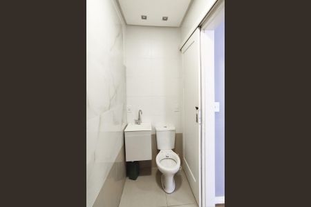 Apartamento para alugar com 60m², 2 quartos e sem vaga Apartamento para alugar com 60m², 2 quartos e sem vagaBanheiro