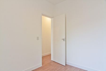 Casa de condomínio à venda com 157m², 3 quartos e 2 vagas Casa de condomínio à venda com 157m², 3 quartos e 2 vagasQuarto