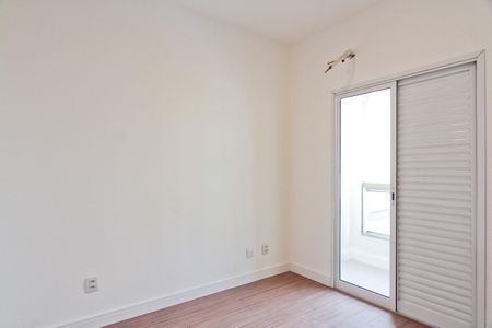 Casa de condomínio à venda com 157m², 3 quartos e 2 vagas Casa de condomínio à venda com 157m², 3 quartos e 2 vagasQuarto