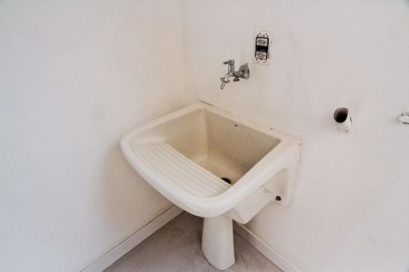 Casa de condomínio à venda com 157m², 3 quartos e 2 vagas Casa de condomínio à venda com 157m², 3 quartos e 2 vagasÁrea de Serviço