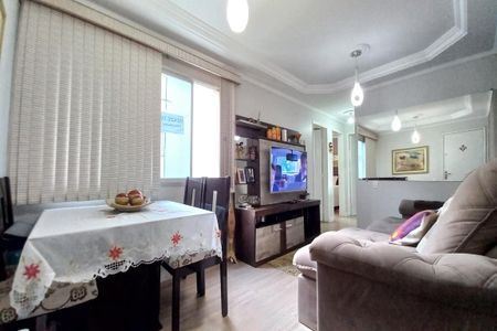 Sala de apartamento à venda com 2 quartos, 67m² em Jardim dos Oliveiras, Campinas