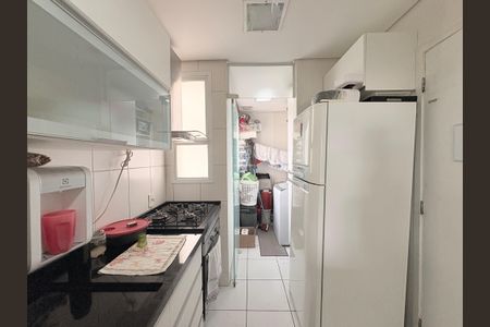 Apartamento à venda com 79m², 2 quartos e 2 vagasCozinha