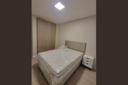 Quarto 1 de apartamento para alugar com 3 quartos, 100m² em Chácara Itaim, São Paulo