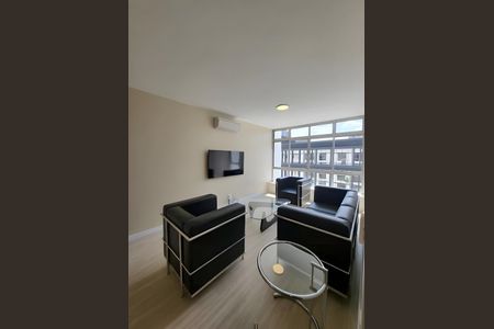 Sala de apartamento para alugar com 3 quartos, 100m² em Chácara Itaim, São Paulo