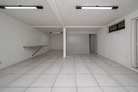 Casa à venda com 350m², 3 quartos e 4 vagasEspaço Salão de Festas