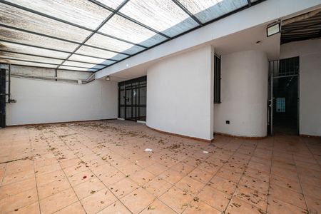 Casa à venda com 350m², 3 quartos e 4 vagasGaragem