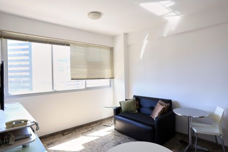 Sala/Cozinha de apartamento para alugar com 1 quarto, 40m² em Funcionários, Belo Horizonte