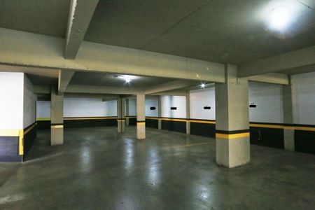 Apartamento para alugar com 40m², 1 quarto e 1 vaga Apartamento para alugar com 40m², 1 quarto e 1 vagaGaragem