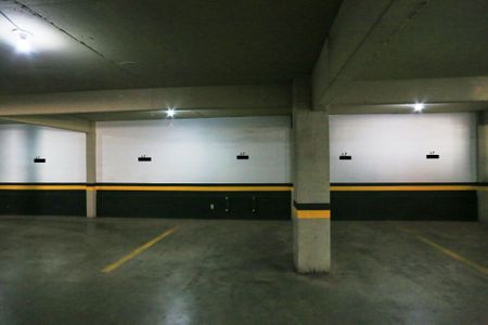 Apartamento para alugar com 40m², 1 quarto e 1 vaga Apartamento para alugar com 40m², 1 quarto e 1 vagaGaragem