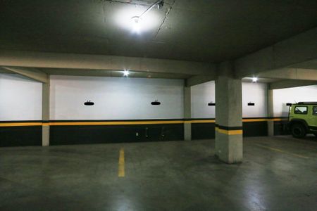 Apartamento para alugar com 40m², 1 quarto e 1 vaga Apartamento para alugar com 40m², 1 quarto e 1 vagaGaragem