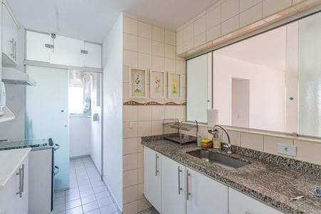 Apartamento à venda com 74m², 3 quartos e 2 vagasCozinha
