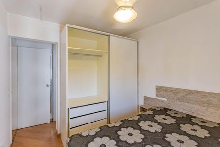 Apartamento à venda com 74m², 3 quartos e 2 vagasSuíte