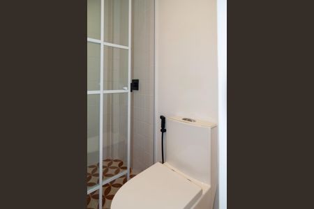 Apartamento à venda com 75m², 2 quartos e sem vaga Apartamento à venda com 75m², 2 quartos e sem vagaBanheiro da Suíte 1