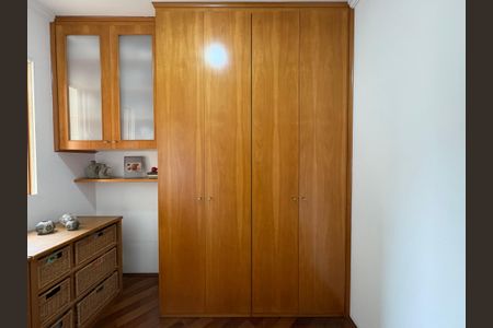 Apartamento à venda com 97m², 3 quartos e 2 vagasQuarto 3