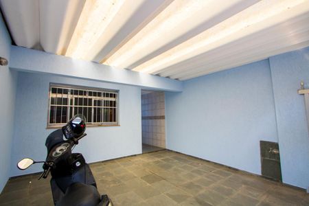 Casa à venda com 162m², 2 quartos e 2 vagasGaragem