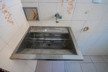 Casa à venda com 162m², 2 quartos e 2 vagasÁrea de serviço