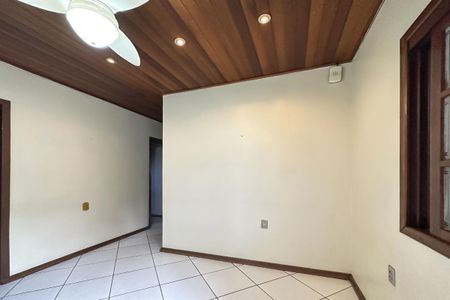 Sala de casa à venda com 2 quartos, 132m² em Igara, Canoas