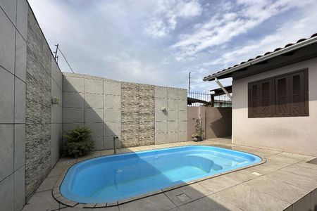 Casa à venda com 132m², 2 quartos e 2 vagasÁrea comum - Piscina