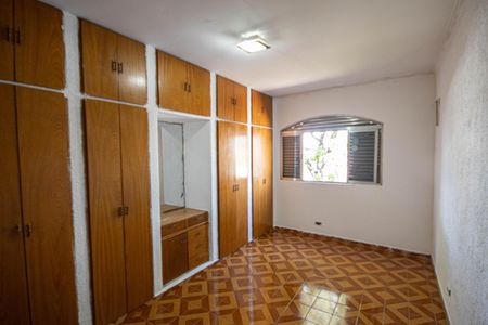 Casa para alugar com 1000m², 3 quartos e 4 vagasSuíte