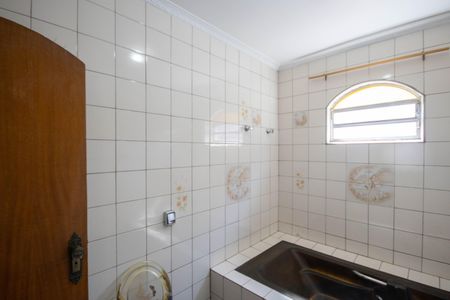 Casa para alugar com 1000m², 3 quartos e 4 vagasBanheiro 1