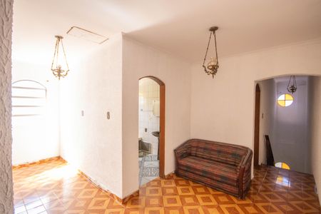 Casa para alugar com 1000m², 3 quartos e 4 vagasHall