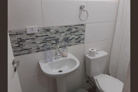 Banheiro de casa para alugar com 5 quartos, 230m² em Barro Branco (Zona Norte), São Paulo