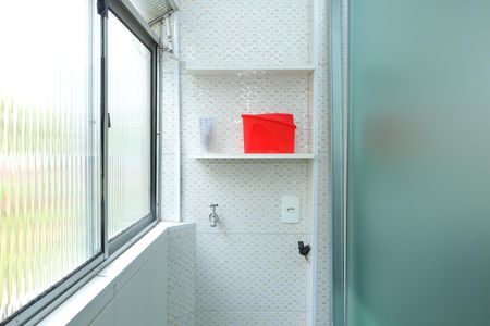 Apartamento para alugar com 45m², 2 quartos e 1 vagaÁrea de Serviço