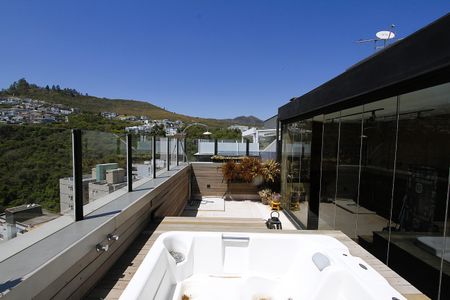 Apartamento à venda com 160m², 4 quartos e 2 vagasTerraço