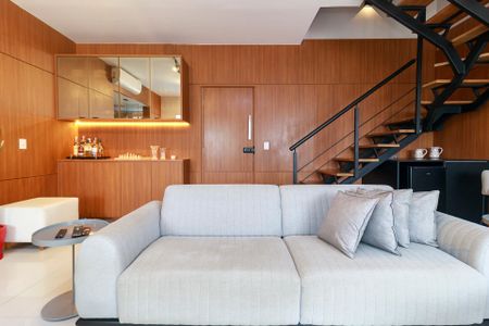 Apartamento à venda com 105m², 2 quartos e 2 vagas Apartamento à venda com 105m², 2 quartos e 2 vagasSala