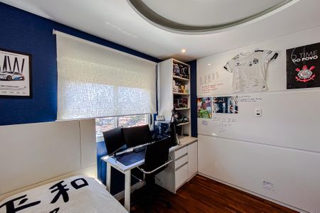 Apartamento à venda com 204m², 3 quartos e 4 vagasSuíte 2