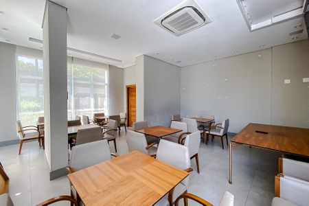 Apartamento à venda com 204m², 3 quartos e 4 vagasÁrea comum - Salão de festas