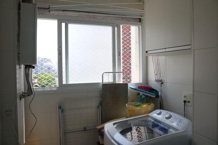 Apartamento à venda com 65m², 2 quartos e 1 vagaÁrea de Serviço