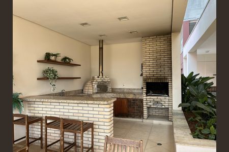 Apartamento à venda com 65m², 2 quartos e 1 vaga Apartamento à venda com 65m², 2 quartos e 1 vagaÁrea comum - Churrasqueira