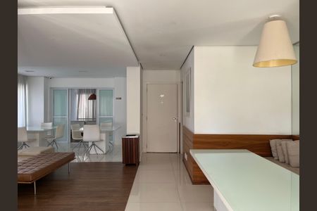 Apartamento à venda com 65m², 2 quartos e 1 vaga Apartamento à venda com 65m², 2 quartos e 1 vagaÁrea comum - Salão de festas